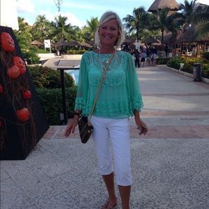 Meet your Posher, Kala